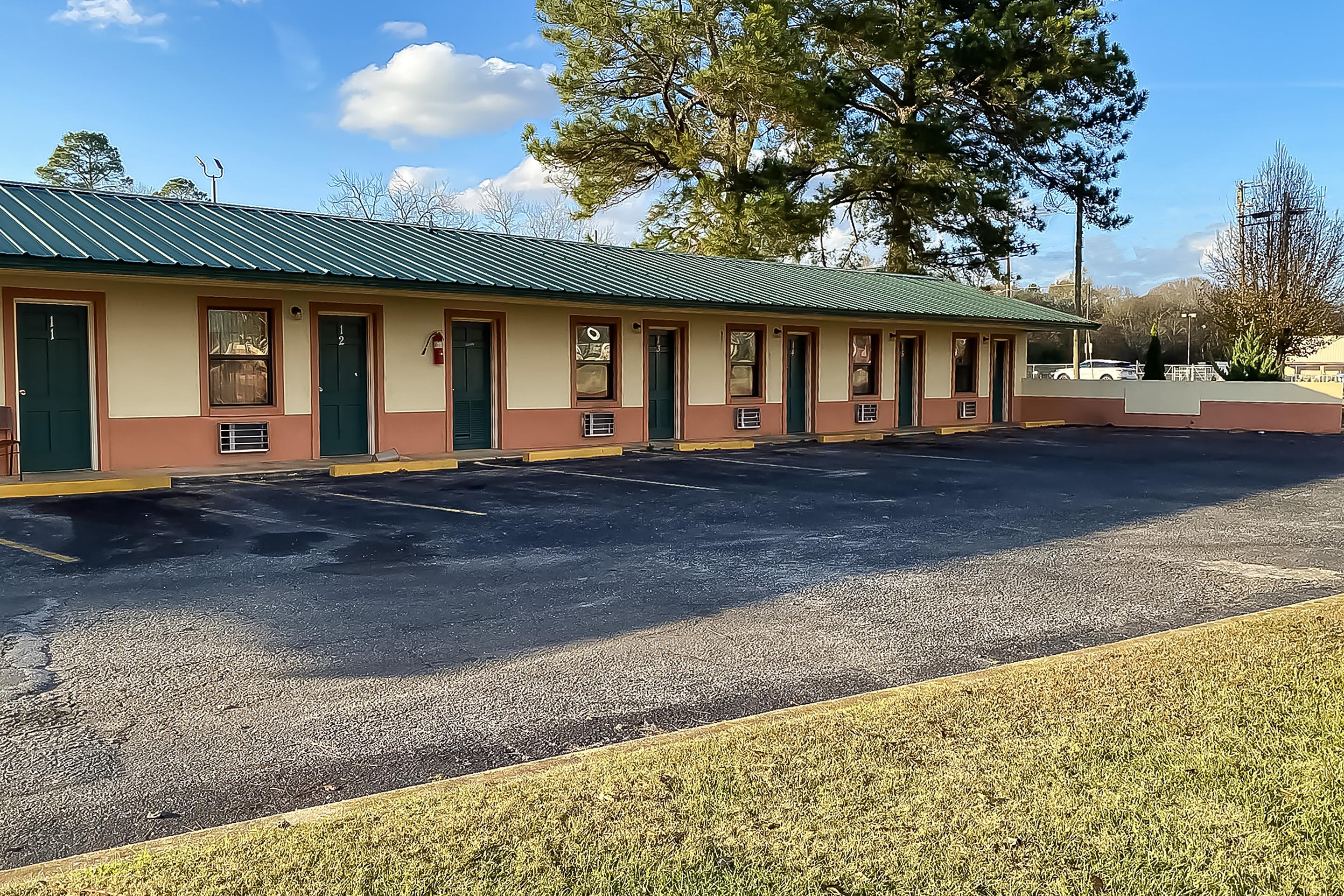 Hotel O Tallassee Hwy 14 Exterior photo