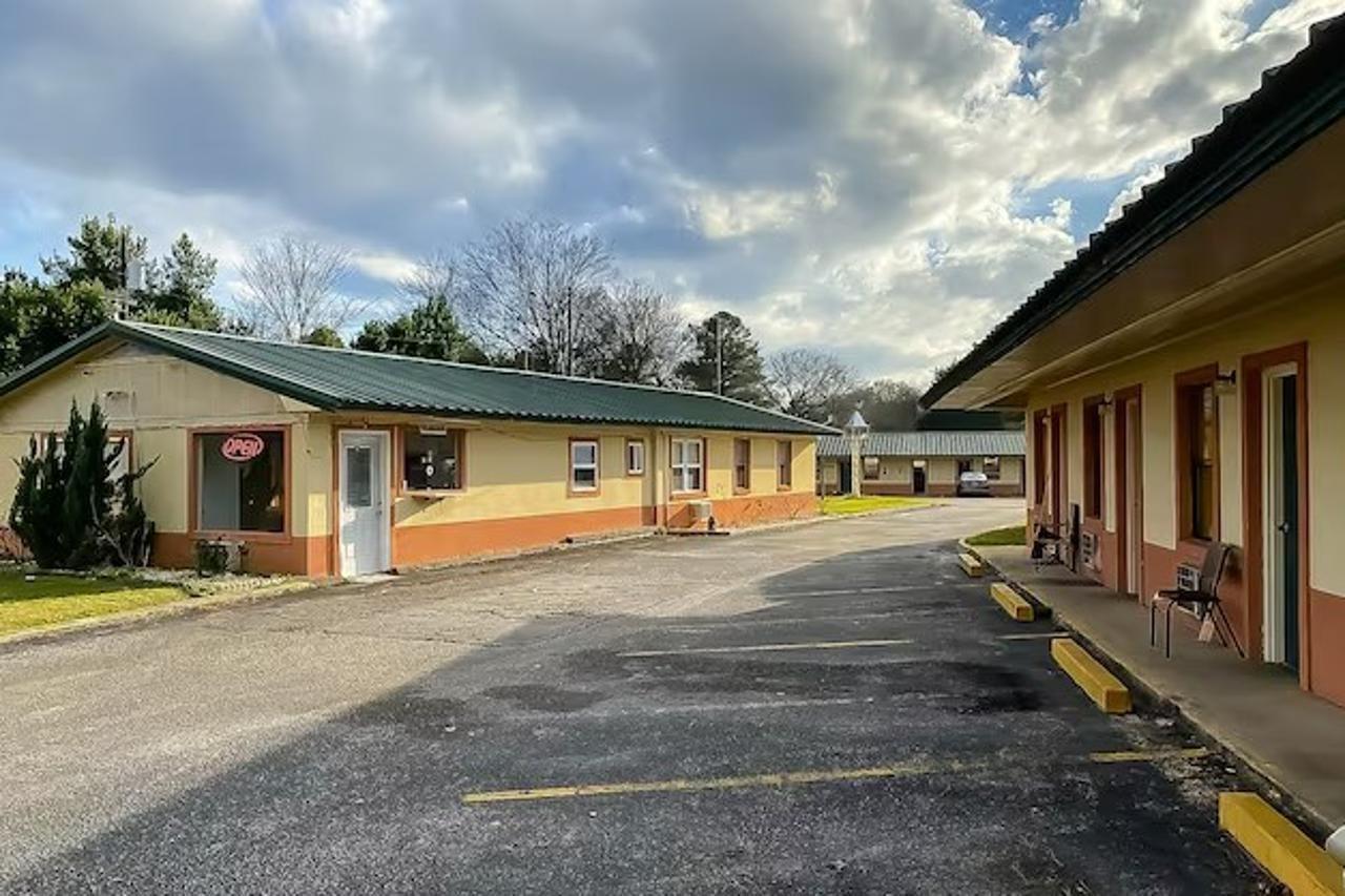 Hotel O Tallassee Hwy 14 Exterior photo